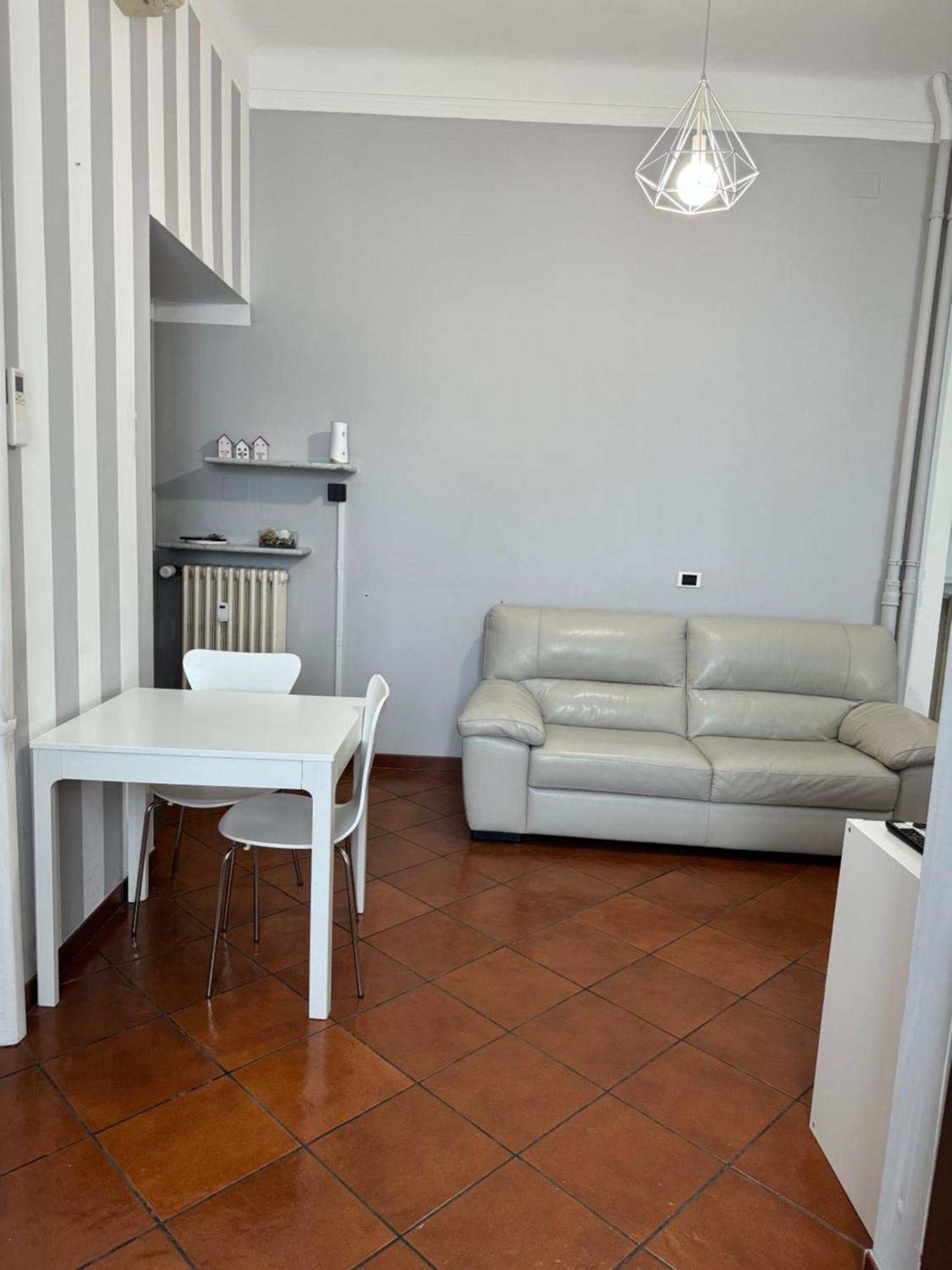 Apartment Ponthouse: Navigli, Iulm, Romolo *